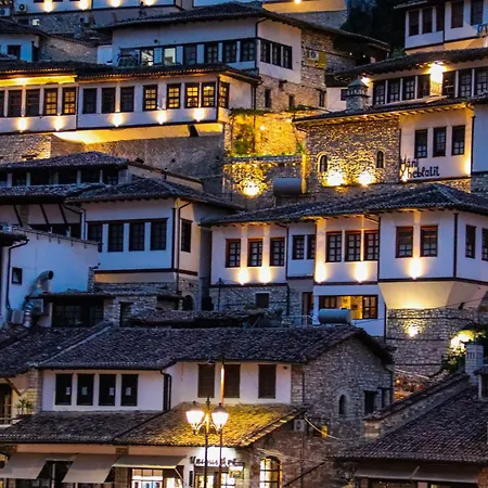 Inn Te Porta Berat